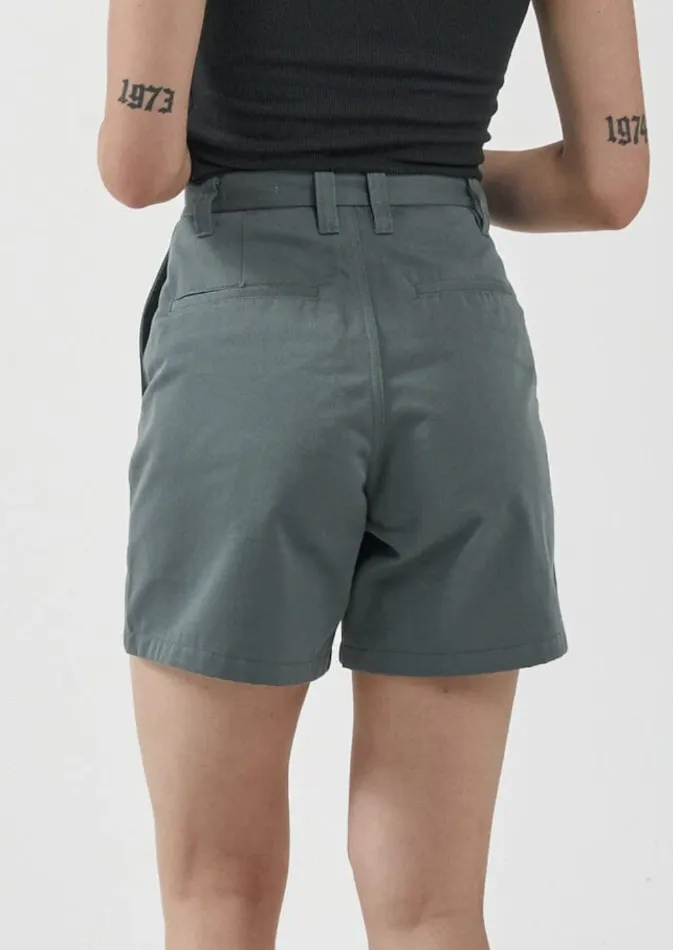 Koko Chino Short - Scrubs Green